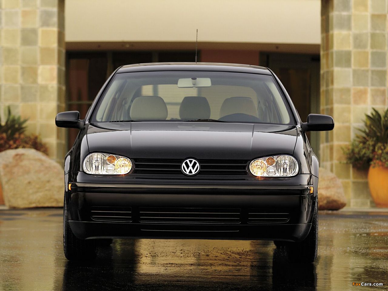 Images of Volkswagen Golf 2.0 5-door US-spec (Typ 1J) 1999–2003 (1280 x 960)
