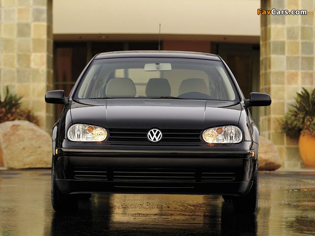 Images of Volkswagen Golf 2.0 5-door US-spec (Typ 1J) 1999–2003 (640 x 480)