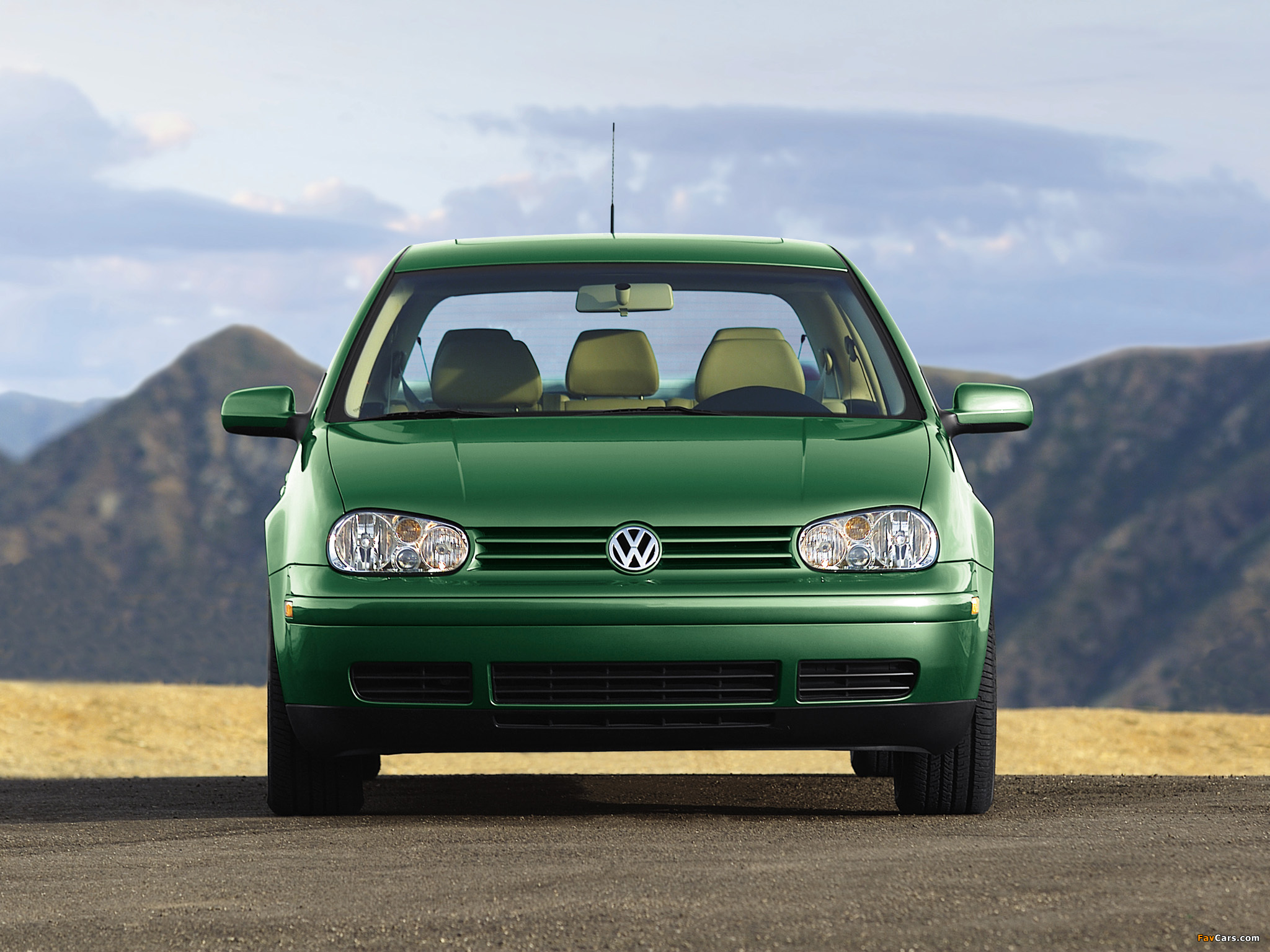 Images of Volkswagen GTI (Typ 1J) 2001–03 (2048 x 1536)
