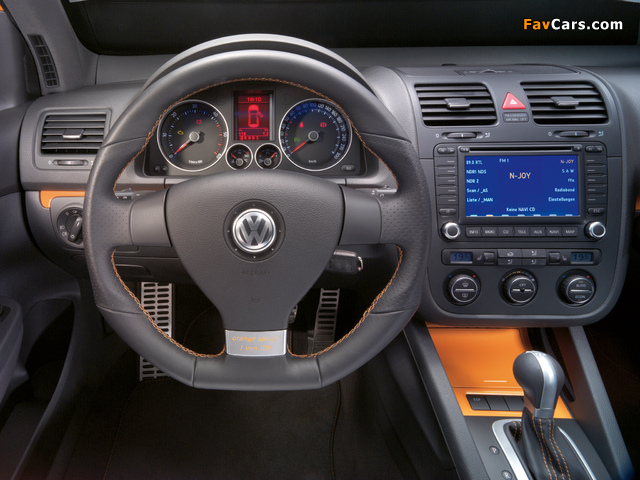 Images of Volkswagen Golf Speed (Typ 1K) 2005 (640 x 480)