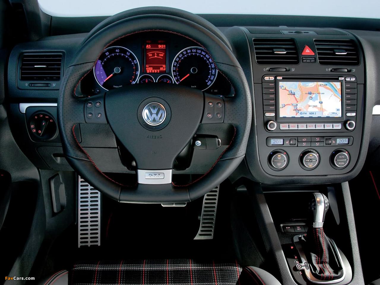 Images of Volkswagen Golf GTI Edition 30 (Typ 1K) 2007 (1280 x 960)