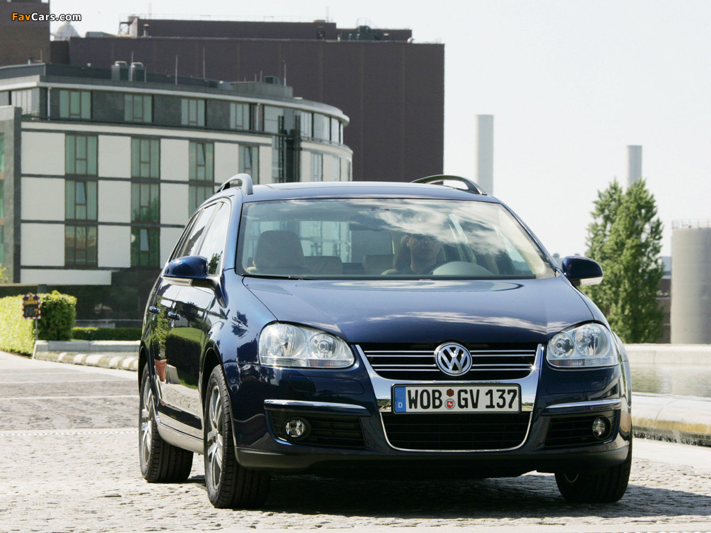 Images of Volkswagen Golf Variant (Typ 1K) 2007–09 (1024 x 768)