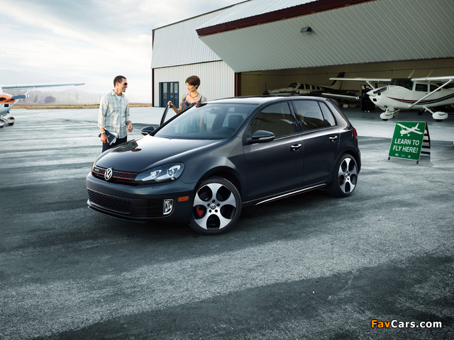 Images of Volkswagen GTI 5-door (Typ 5K) 2009 (640 x 480)