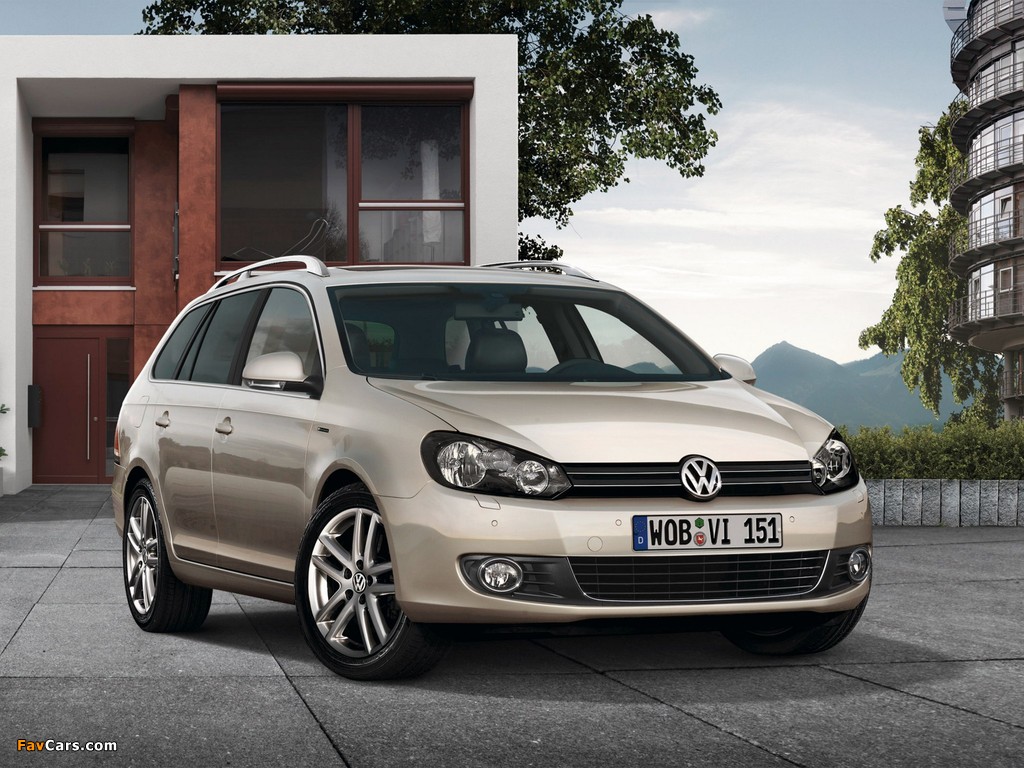 Images of Volkswagen Golf Variant Exclusive (Typ 5K) 2009–13 (1024 x 768)