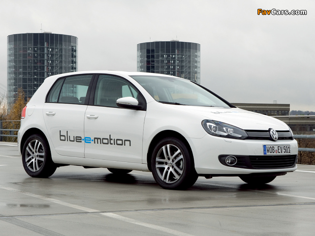 Images of Volkswagen Golf Blue-e-motion Prototype (Typ 5K) 2010 (640 x 480)
