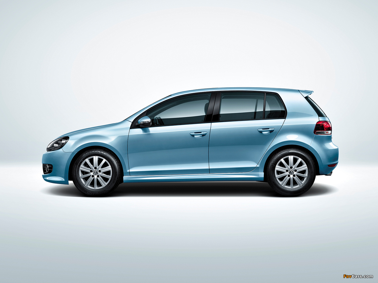 Images of Volkswagen Golf BlueMotion CN-spec (Typ 5K) 2012 (1280 x 960)