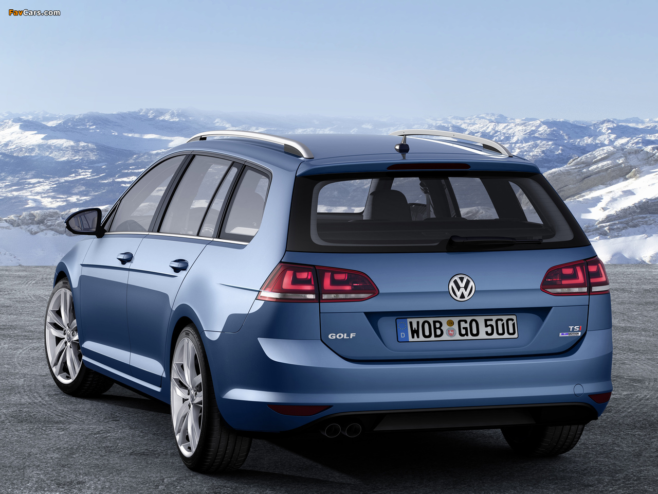 Images of Volkswagen Golf TSI BlueMotion Variant (Typ 5G) 2013 (1280 x 960)