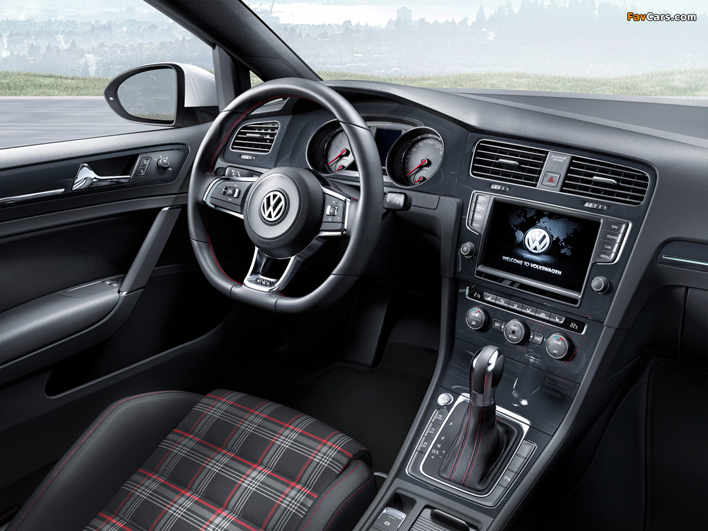 Images of Volkswagen Golf GTI 3-door (Typ 5G) 2013 (1024 x 768)