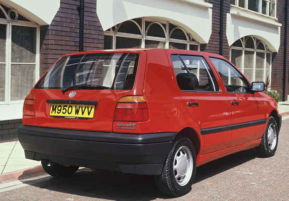 Photos of Volkswagen Golf Ecomatic UK-spec (Typ 1H) 1993