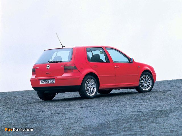 Photos of Volkswagen Golf 5-door (Typ 1J) 1997–2003 (640 x 480)