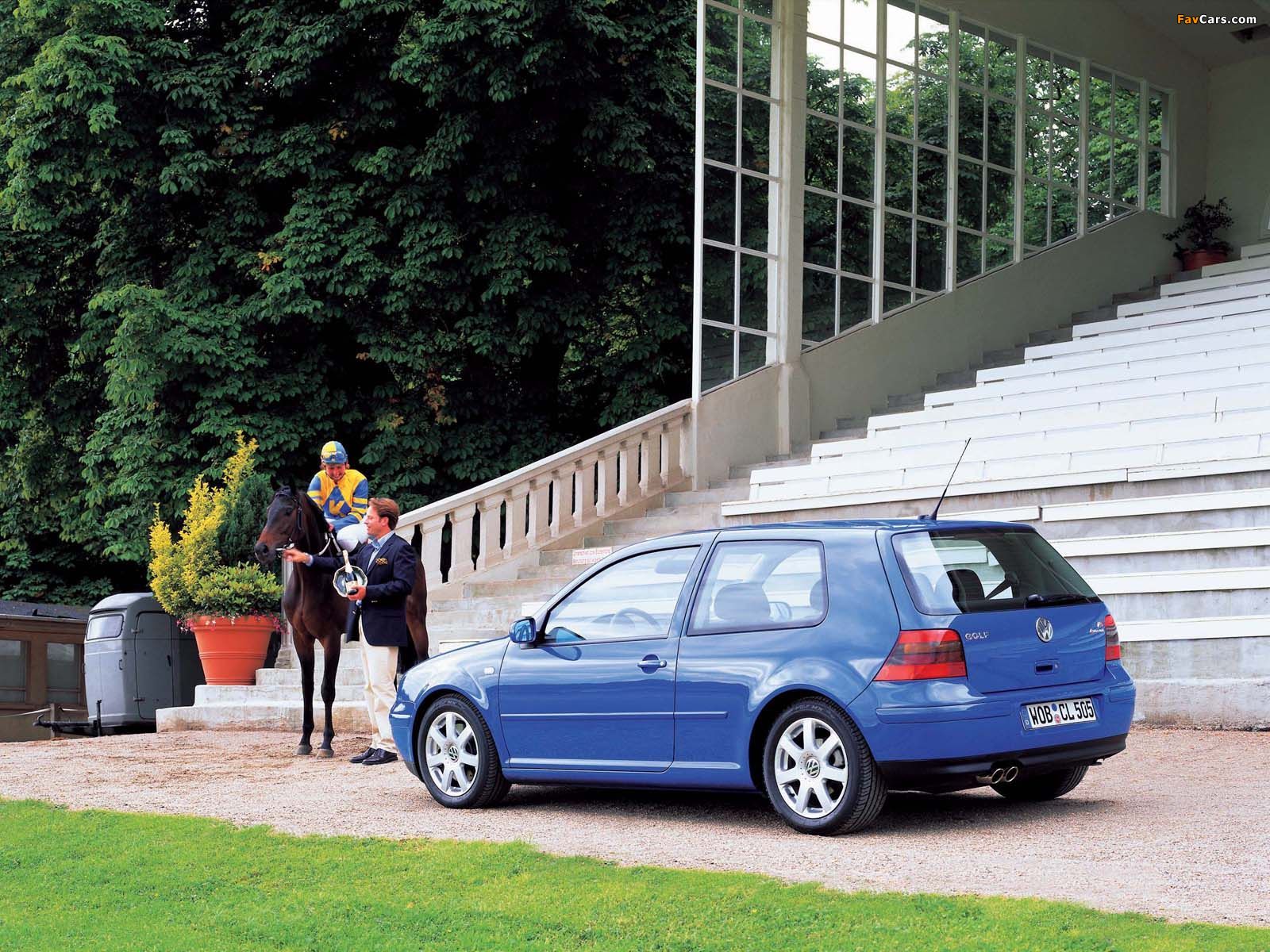 Photos of Volkswagen Golf V6 4MOTION 3-door (Typ 1J) 1999–2003 (1600 x 1200)