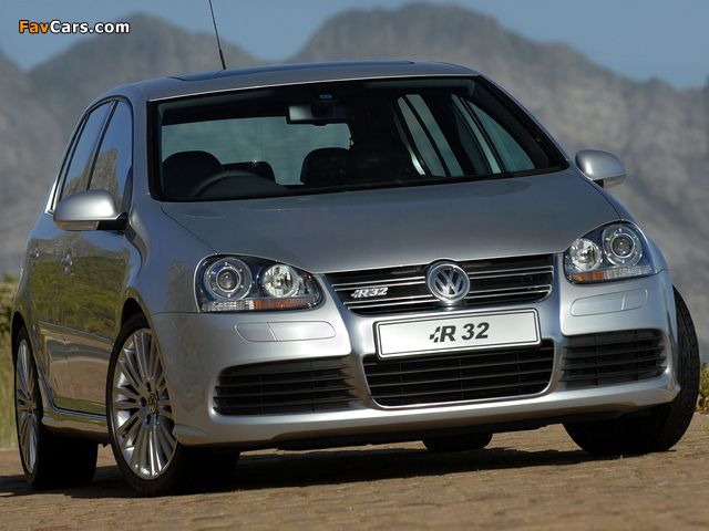 Photos of Volkswagen Golf R32 5-door ZA-spec (Typ 1K) 2006–08 (640 x 480)