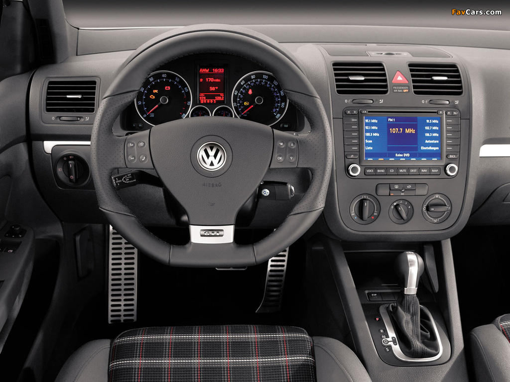 Photos of Volkswagen GTI 3-door (Typ 1K) 2006–08 (1024 x 768)