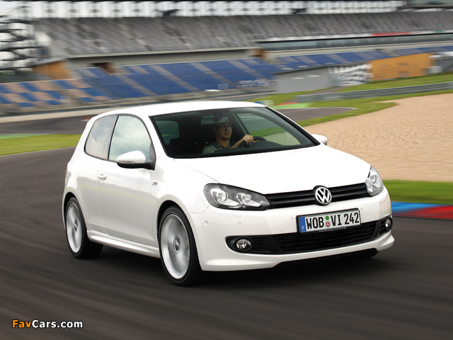 Photos of Volkswagen Golf R-Line 3-door (Typ 5K) 2009 (640 x 480)