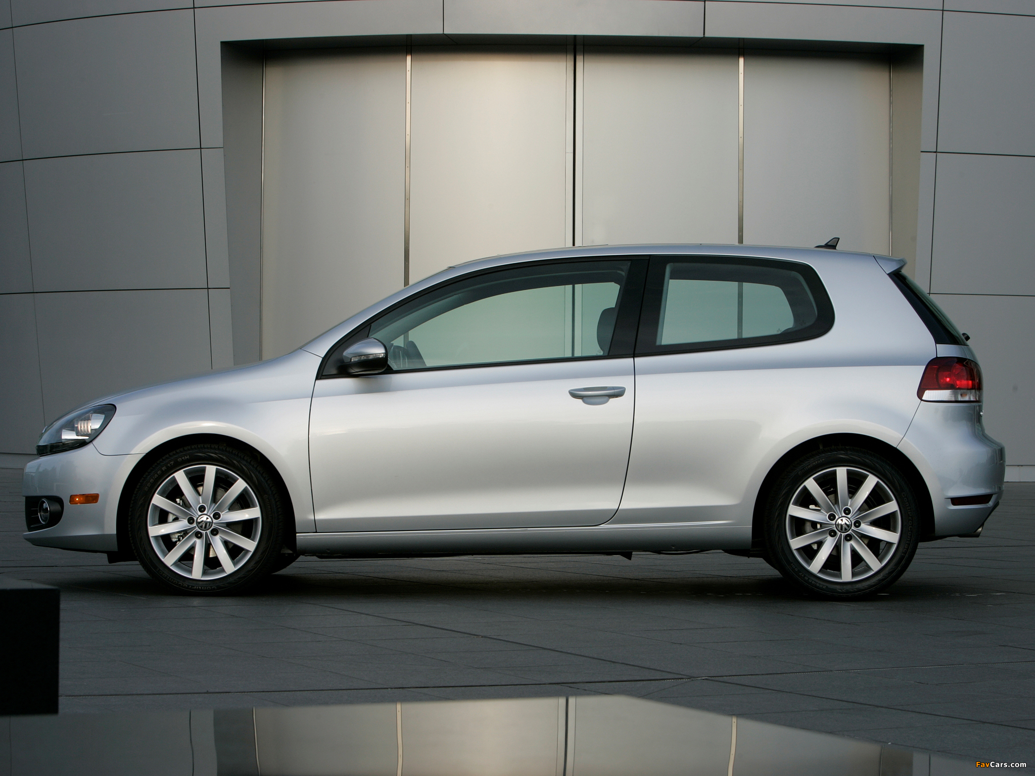 Photos of Volkswagen Golf 3-door US-spec (Typ 5K) 2009 (2048 x 1536)