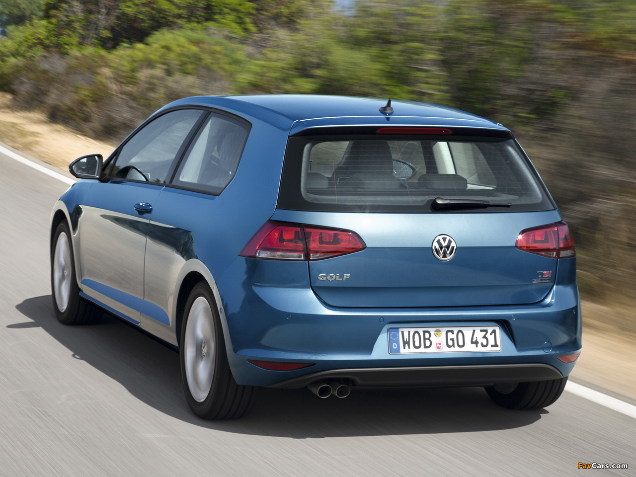 Photos of Volkswagen Golf TSI BlueMotion 3-door (Typ 5G) 2012 (1280 x 960)