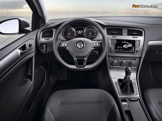 Photos of Volkswagen Golf BlueMotion Concept (Typ 5G) 2012 (640 x 480)