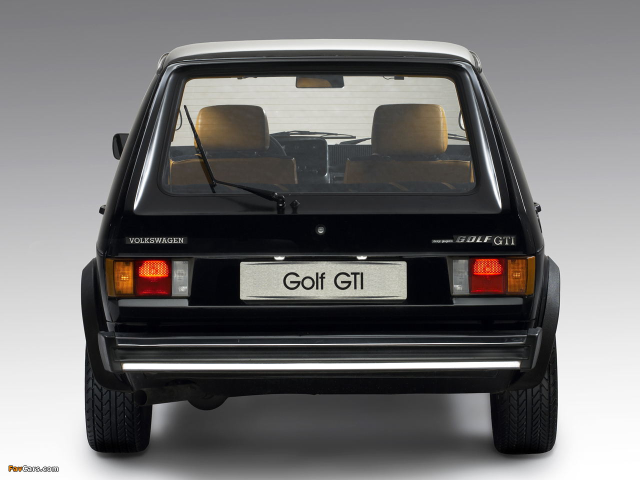 Pictures of Volkswagen Golf GTI 5-door (Typ 17) 1976–83 (1280 x 960)