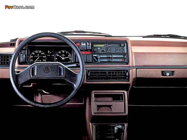 Pictures of Volkswagen Golf 3-door (Typ 19) 1983–91 (640 x 480)