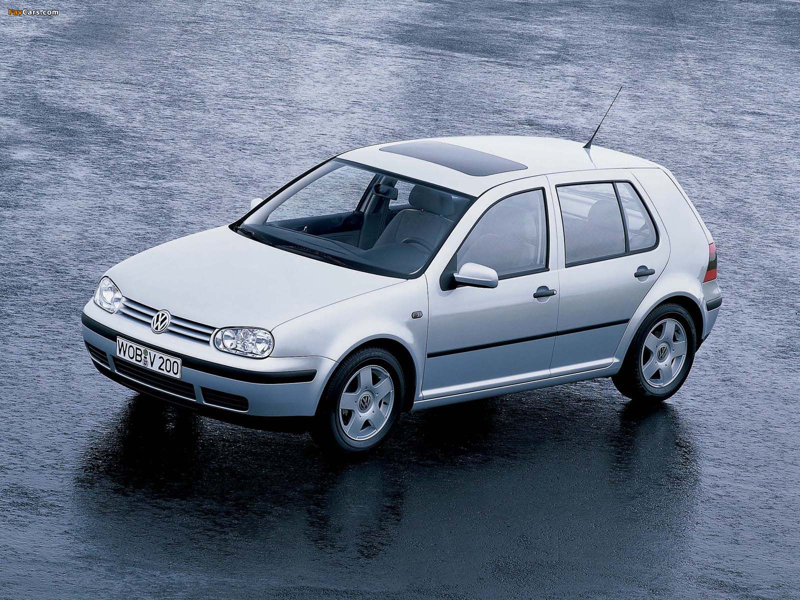 Pictures of Volkswagen Golf 5-door (Typ 1J) 1997–2003 (1600 x 1200)