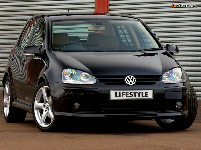 Pictures of Volkswagen Golf 5-door Lifestyle ZA-spec (Typ 1K) 2004–08 (800 x 600)