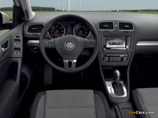 Pictures of Volkswagen Golf Blue-e-motion Prototype (Typ 5K) 2010 (640 x 480)
