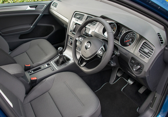 Pictures of Volkswagen Golf TDI BlueMotion 5-door UK-spec (Typ 5G) 2012