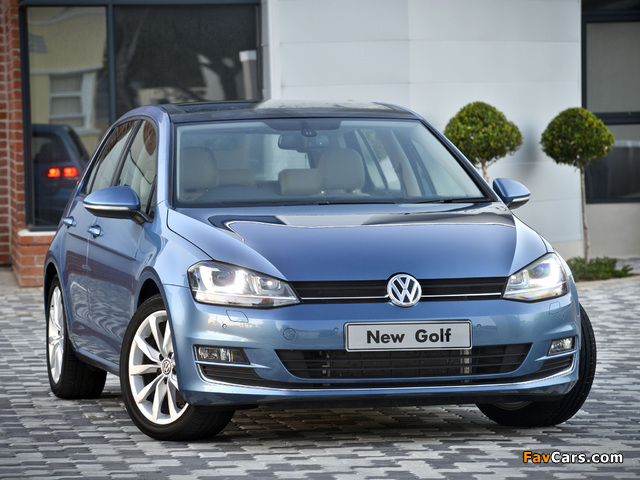 Pictures of Volkswagen Golf TSI BlueMotion 5-door ZA-spec (Typ 5G) 2013 (640 x 480)