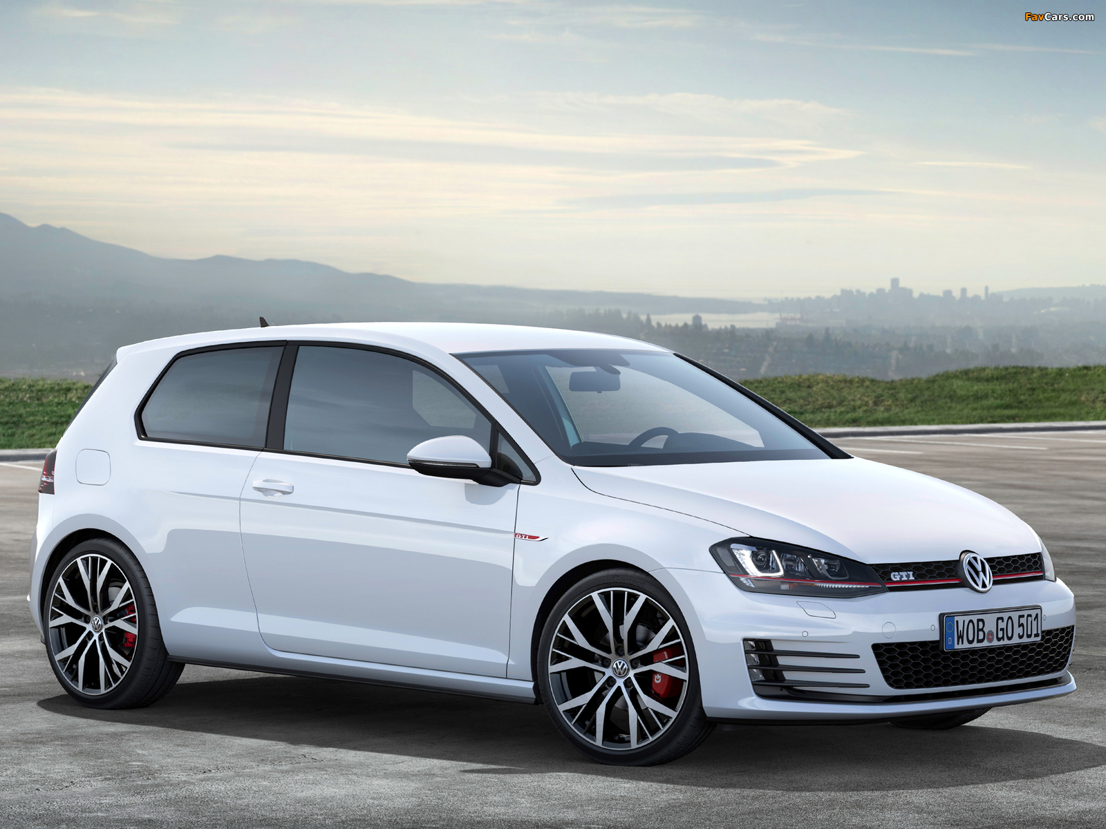 Pictures of Volkswagen Golf GTI 3-door (Typ 5G) 2013 (1600 x 1200)