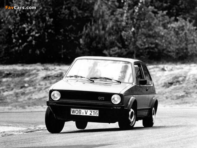 Volkswagen Golf GTI 3-door (Typ 17) 1976–83 images (640 x 480)