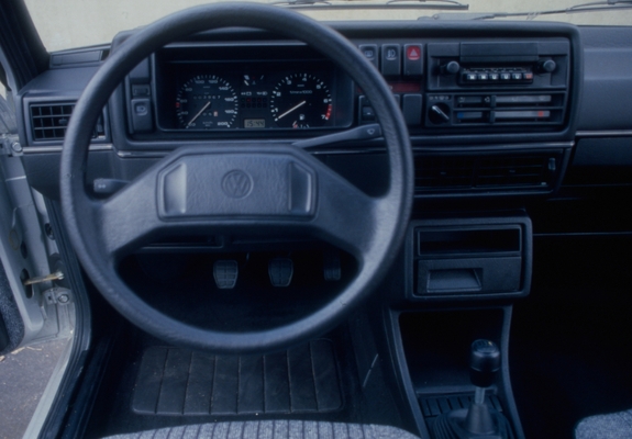 Volkswagen Golf 3-door (Typ 19) 1983–91 photos