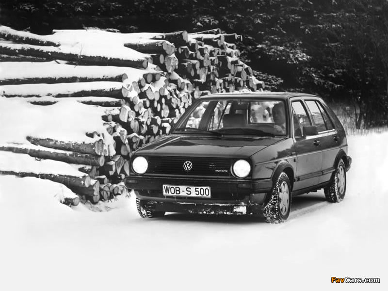 Volkswagen Golf Syncro 5-door (Typ 19) 1986–87 photos (800 x 600)