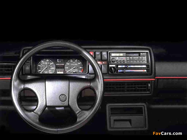 Volkswagen GTI 3-door (Typ 1G) 1990–92 pictures (640 x 480)