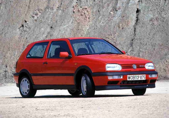 Volkswagen Golf GTI (Typ 1H) 1992–97 images