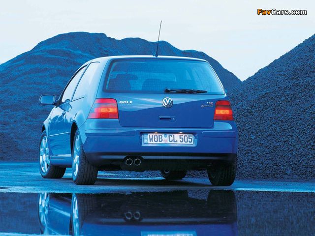 Volkswagen Golf V6 4MOTION 3-door (Typ 1J) 1999–2003 pictures (640 x 480)