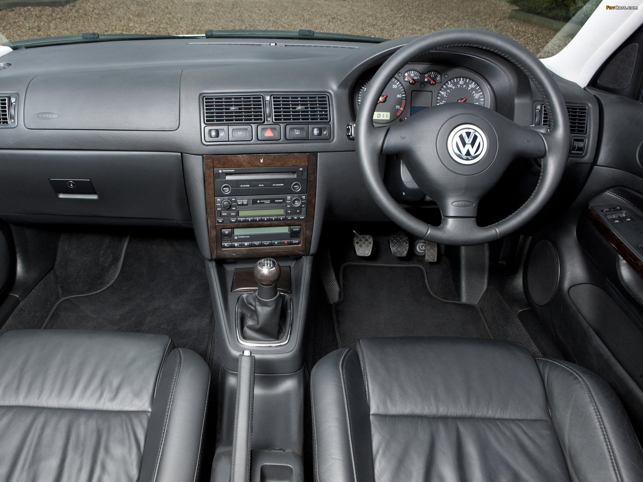 Volkswagen Golf GTI UK-spec (Type 1J) 2001–03 images (2048 x 1536)