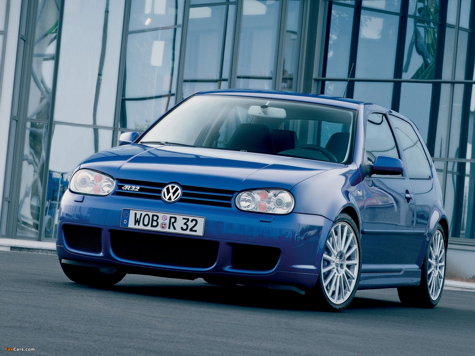 Volkswagen Golf R32 (Typ 1J) 2002–04 photos (1600 x 1200)