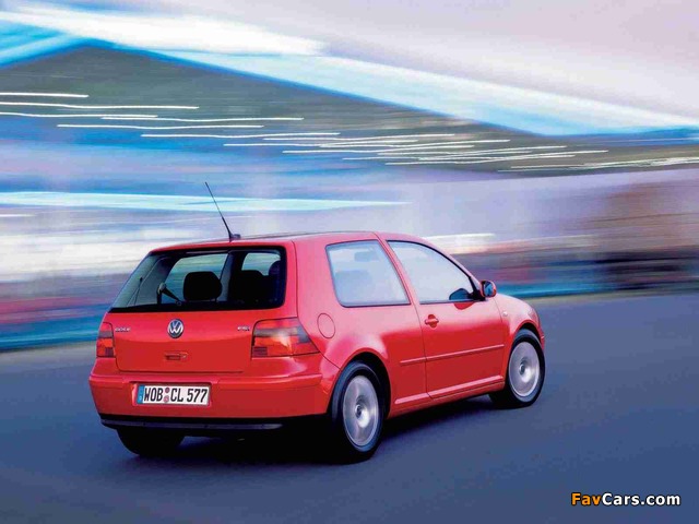 Volkswagen Golf 1.6 FSI 3-door (Typ 1J) 2002–03 wallpapers (640 x 480)