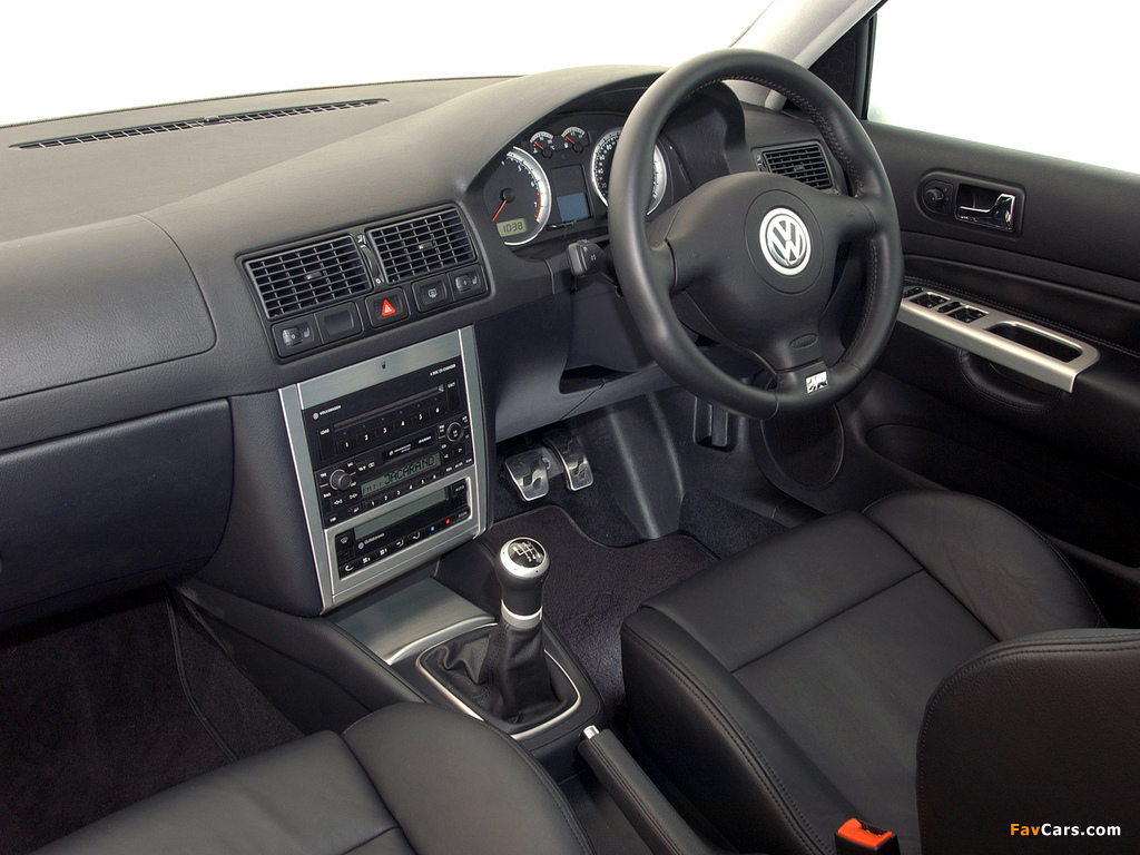 Volkswagen Golf GTI R ZA-spec (Typ 1J) 2003–04 pictures (1024 x 768)