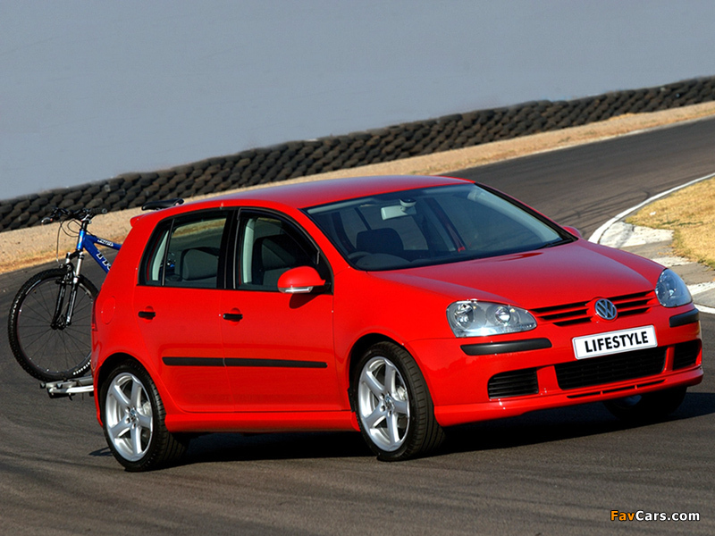 Volkswagen Golf 5-door Lifestyle ZA-spec (Typ 1K) 2004–08 images (800 x 600)