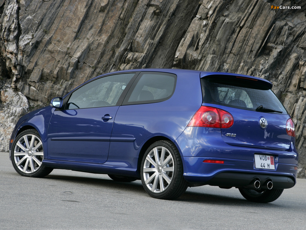 Volkswagen Golf R32 3-door US-spec (Typ 1K) 2006–08 images (1024 x 768)