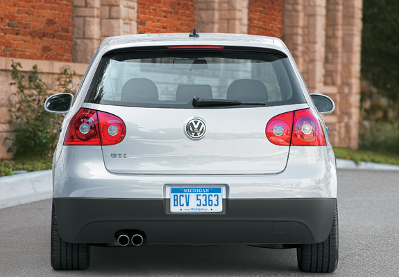 Volkswagen GTI 5-door (Typ 1K) 2006–08 photos