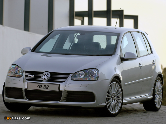 Volkswagen Golf R32 5-door ZA-spec (Typ 1K) 2006–08 pictures (640 x 480)