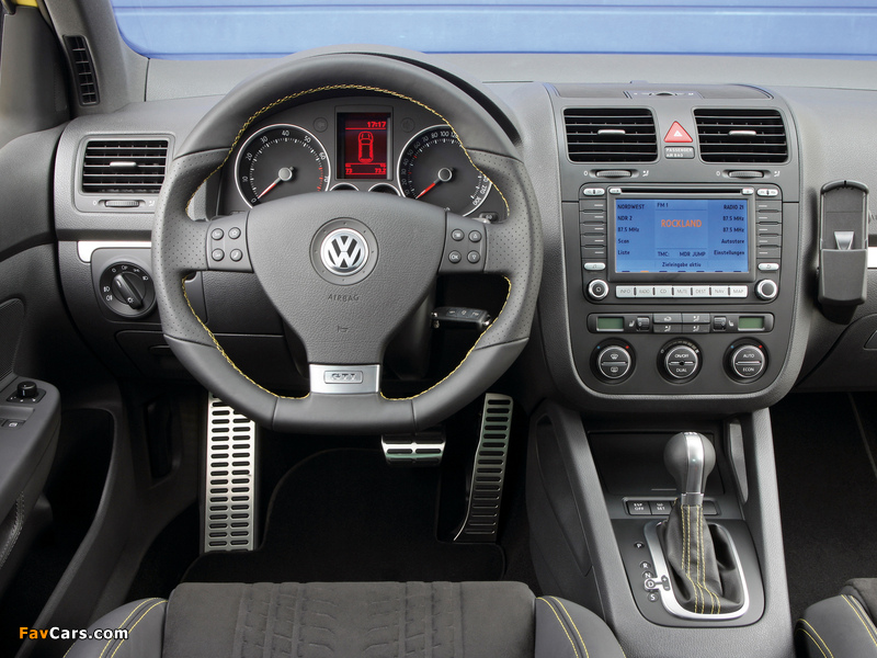Volkswagen Golf GTI Pirelli (Typ 1K) 2007 photos (800 x 600)