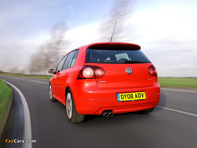 Volkswagen Golf GTI Edition 30 UK-spec (Typ 1K) 2007 pictures (640 x 480)