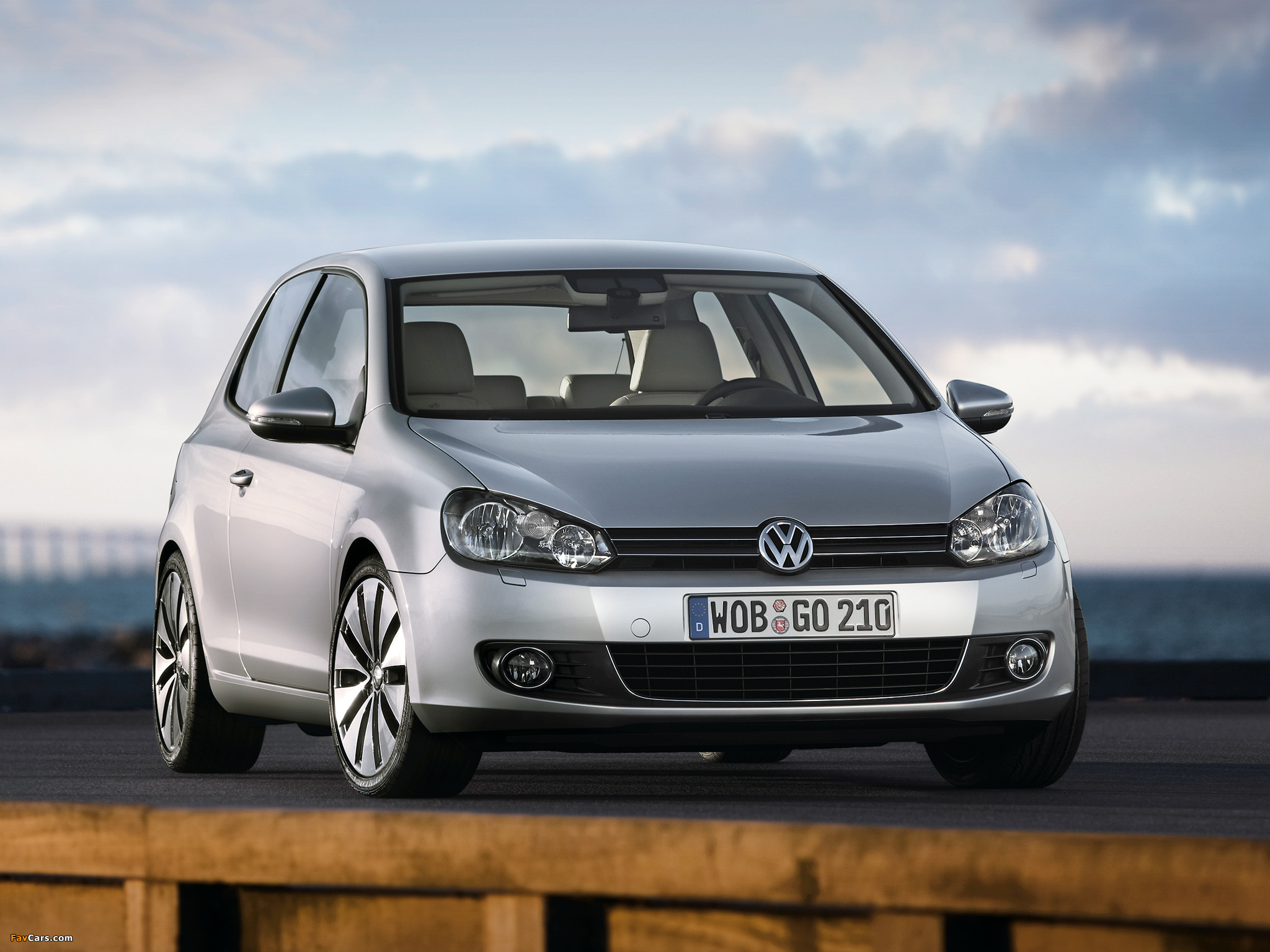 Volkswagen Golf 3-door (Typ 5K) 2008–12 photos (2048 x 1536)