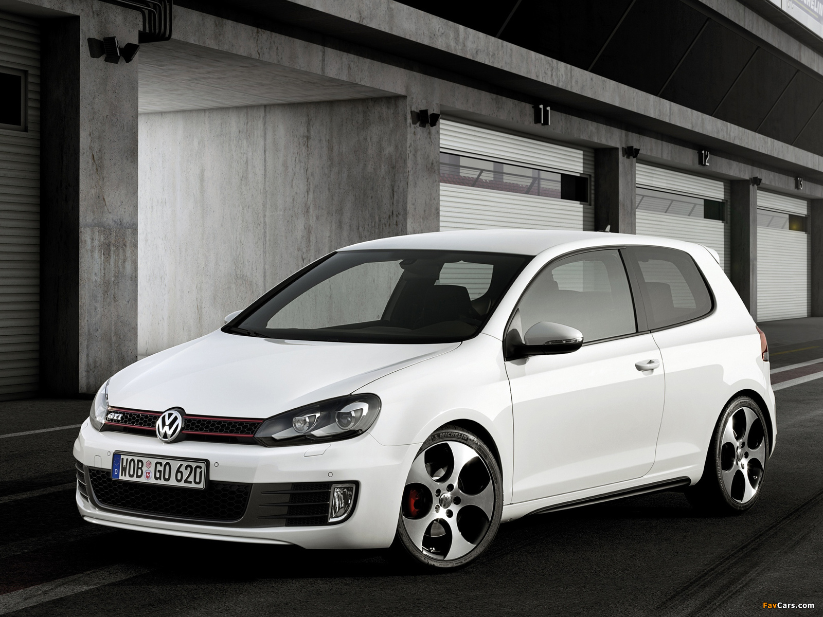 Volkswagen Golf GTI 3-door (Typ 5K) 2009–13 photos (1600 x 1200)