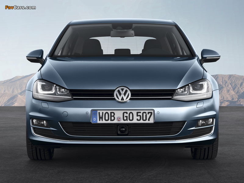 Volkswagen Golf TSI BlueMotion 5-door (Typ 5G) 2012 images (800 x 600)