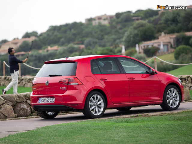 Volkswagen Golf TDI BlueMotion 5-door (Typ 5G) 2012 photos (640 x 480)