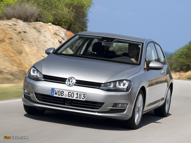 Volkswagen Golf TSI BlueMotion 3-door (Typ 5G) 2012 pictures (800 x 600)